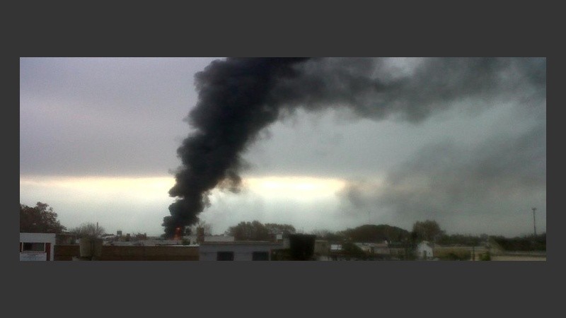 Así se veía a las pocas cuadras del lugar del incendio.