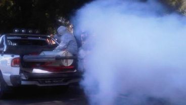 Humo venenoso para los mosquitos que no se quieren ir.