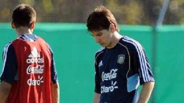 La Pulga marcó el 3-1 en Córdoba y será de la partida el martes,