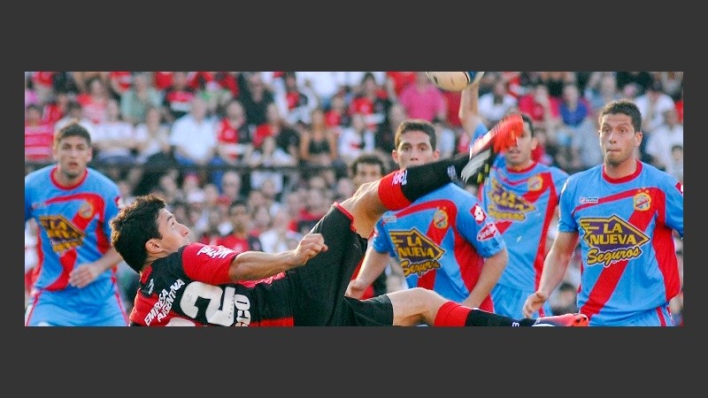 La pirueta del goleador, para poner el 2-0 parcial.