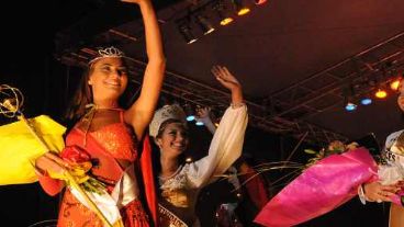 Las bellezas rosarinas de cada región tuvieron su gran noche.