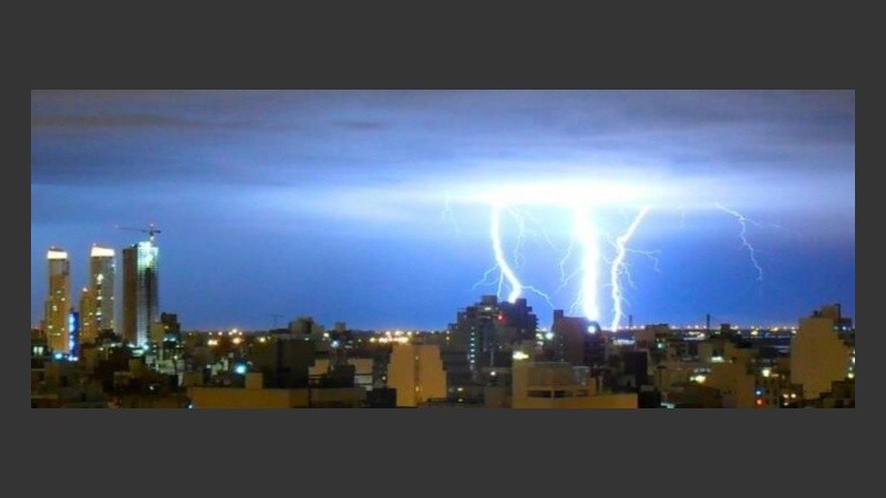 Un súper rayo que cayó en la ciudad la semana pasada. 