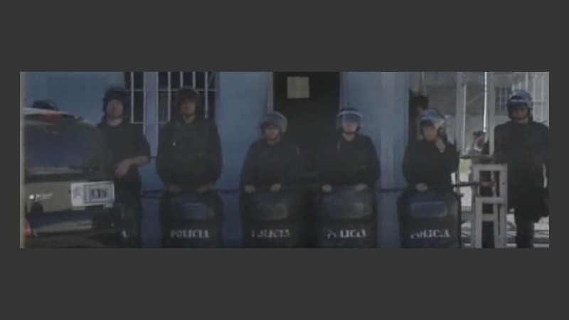 Incendio en la Jefatura policial de Av. Francia 5000