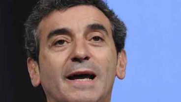 Randazzo se refirió al choque de trenes en Castelar.