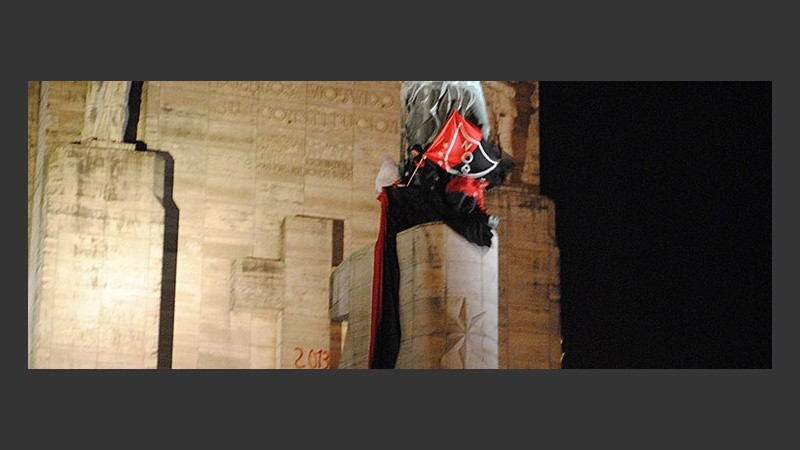 Del Coloso al Monumento con el grito de Newell's campeón.