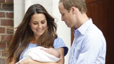 Muy sonrientes, Guillermo y Catalina posaron para las cámaras.