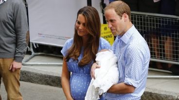 Muy sonrientes, Guillermo y Catalina posaron para las cámaras.