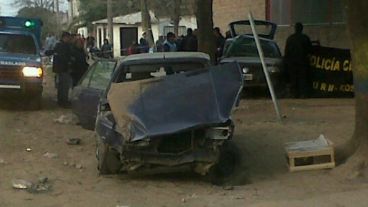 La policía trabajaba en el lugar.