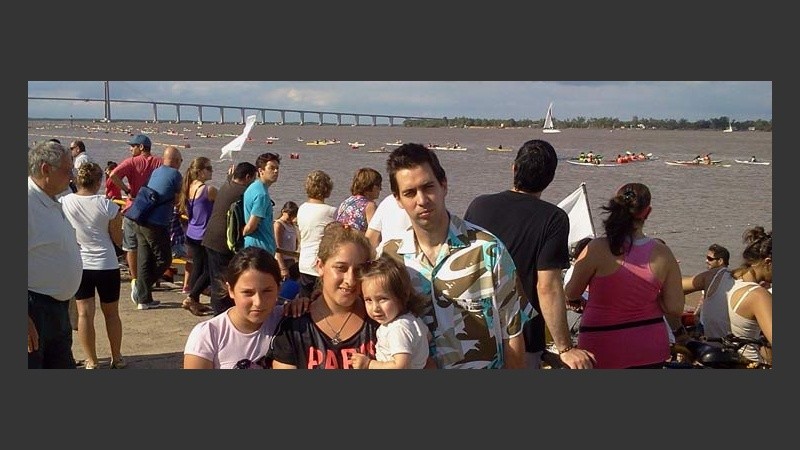 Marianela, Omar y Alma, la nieta de Santos.