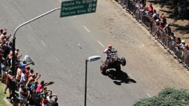 Piruetas en la costanera rosarina.
