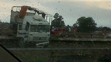 En el momento del hecho llovía sobre la zona.