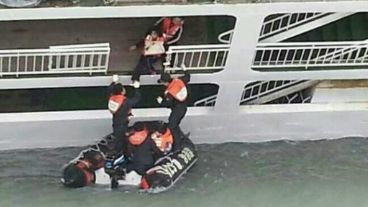 Las impactantes imágenes de los primeros rescates.