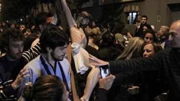 "Rosario conquistó mi corazón", dijo Ignacio ante la multitud.