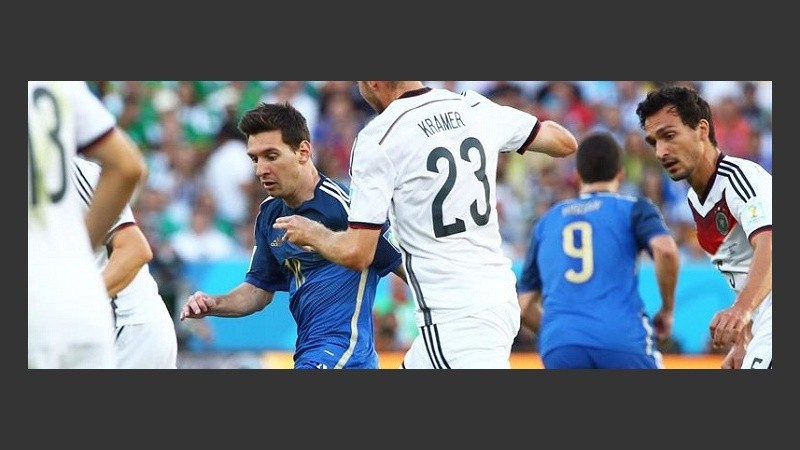 Messi entre los alemanes