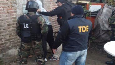 Riquelme fue arrestado por las TOE por el crimen de Delgado.