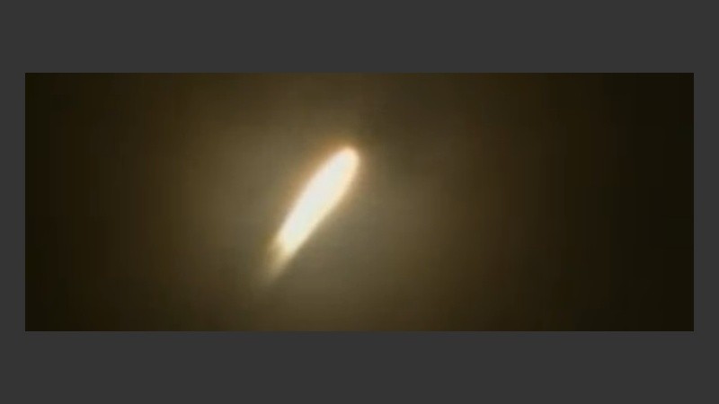 El momento del despegue, a las 18.44 de la Argentina.