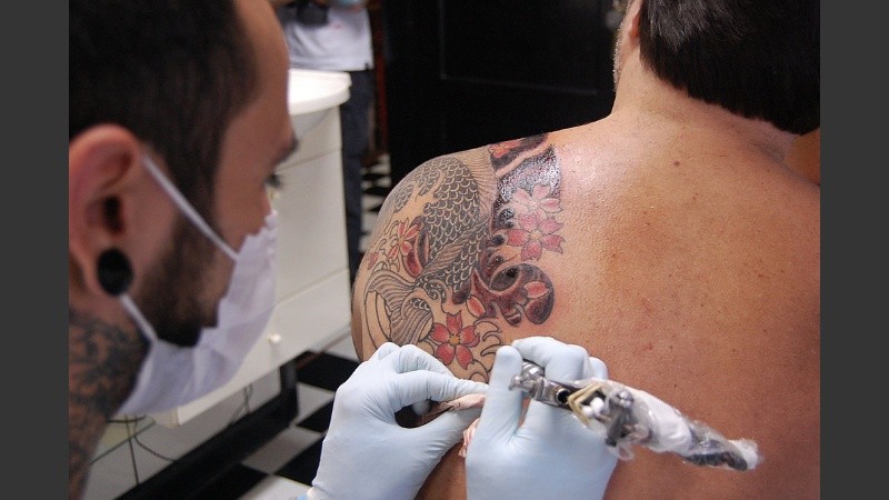 Los tatuajes se han convertido en una práctica cada vez más frecuente, en especial en los jóvenes.