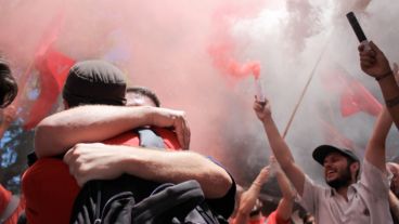 Triple crimen: familiares y amigos de las víctimas celebraron el fallo de los jueces.