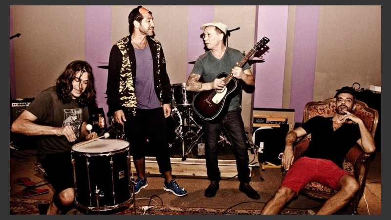 Los Shocklenders tienen planes de nuevo disco.