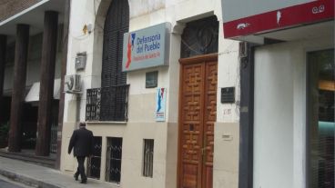 La sede de pasaje Álvarez 1516, cerrada por mejoras.