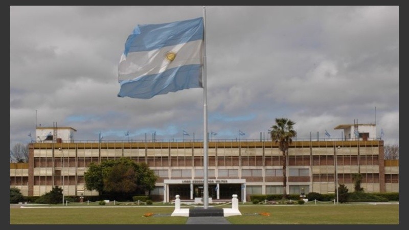 El Liceo Aeronáutico Militar de Funes.