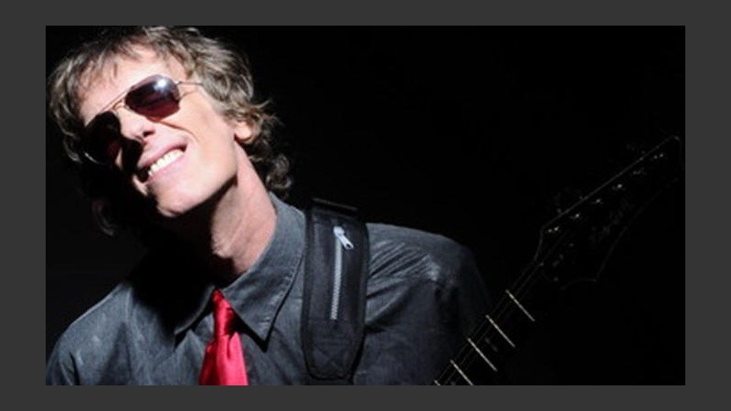 La fecha se estableció por el natalicio de Spinetta.