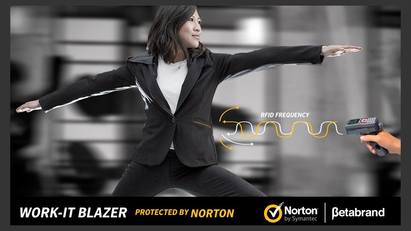 La marca no sólo realiza ropa para hombres sino que también piensa en las mujeres y ofrece estos blazer con las mismas medidas de seguridad