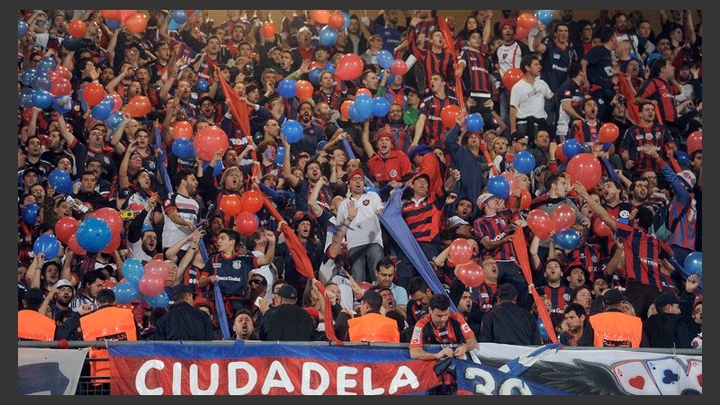 Más de 10 mil personas metió San Lorenzo en la final en Marruecos.