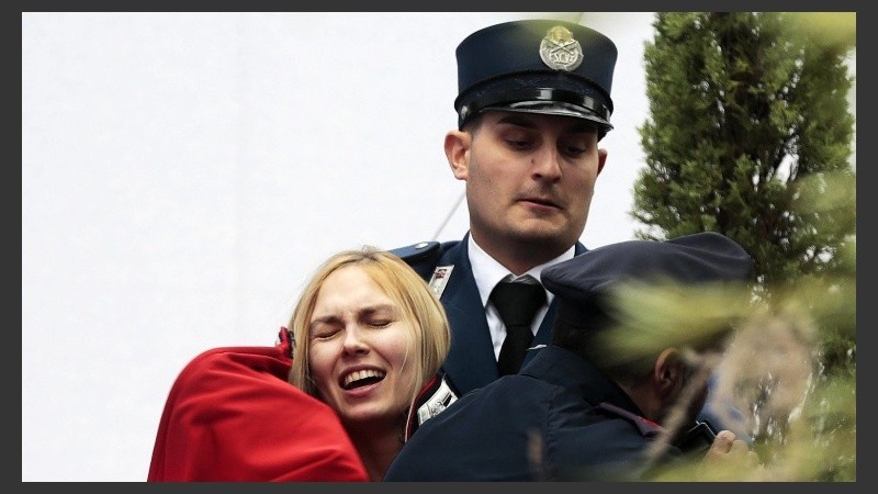 La joven terminó en manos de la Gendarmería vaticana.