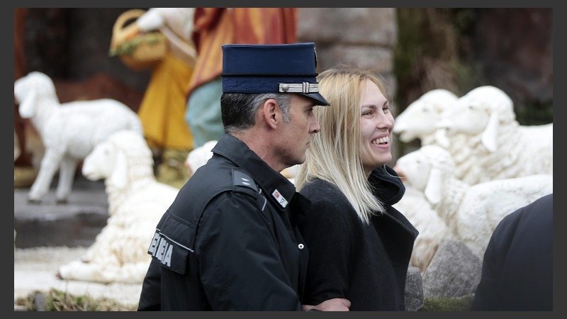 La joven terminó en manos de la Gendarmería vaticana.