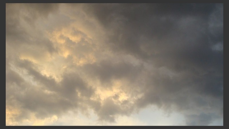 Cielo tormentoso todo el fin de semana. 