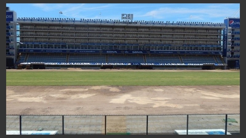 Suelo nuevo en el estadio xeneize.