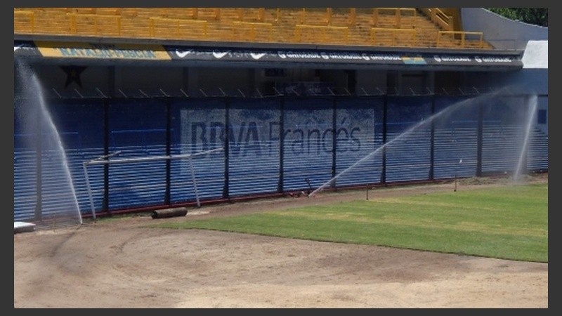 Suelo nuevo en el estadio xeneize.