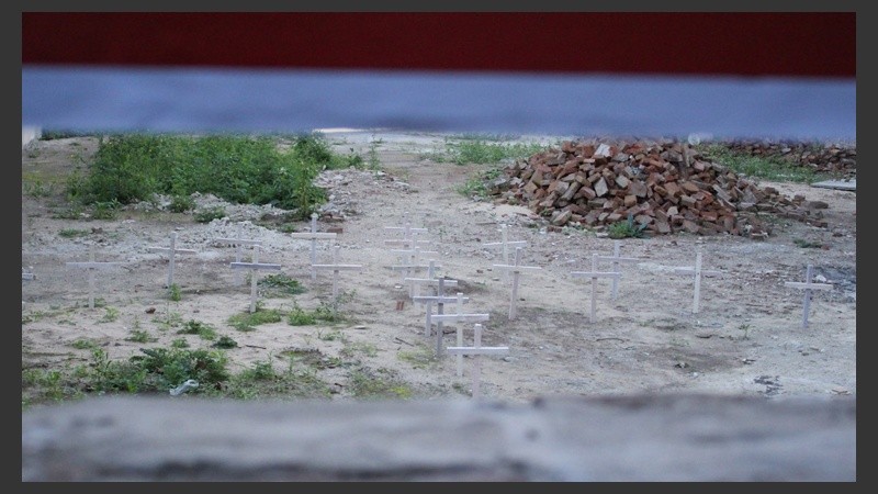 Postales del emotivo acto en calle Salta 2141.