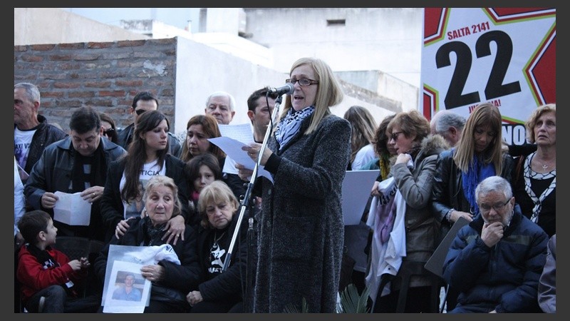 Postales del emotivo acto en calle Salta 2141.