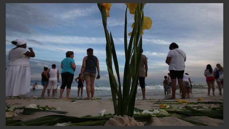 El ritual se repite año tras años. También se celebra en Venezuela y Cuba, además de los países africanos.