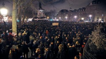 Concentración Plaza República protesta atentado Charlie Hebdo.