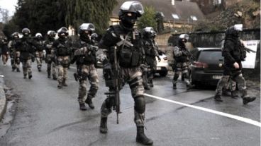 Fuerte operativo policial en Porte de Vincennes.