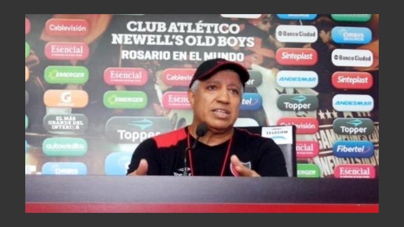 Gallego tuvo numerosos problemas para armar el equipo