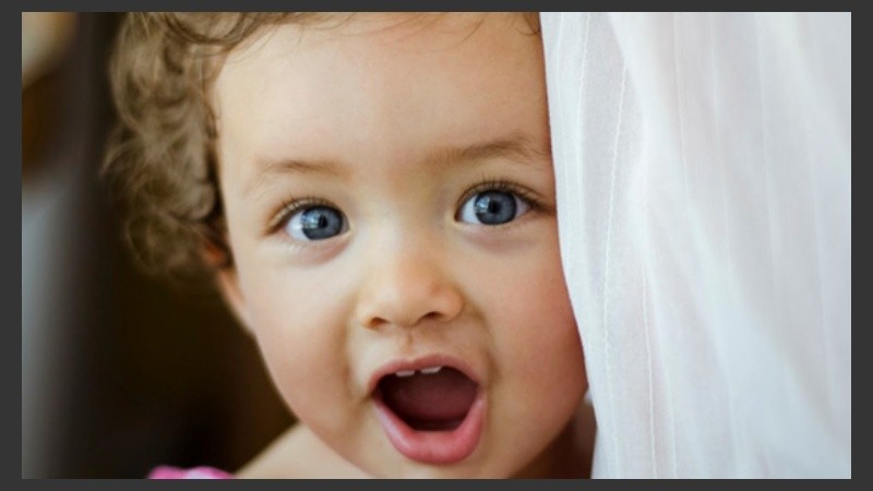 Muchas síntomas responden a trastornos que requieren la atención de un especialista, mientras que otros son parte del proceso natural de adquisición del lenguaje.