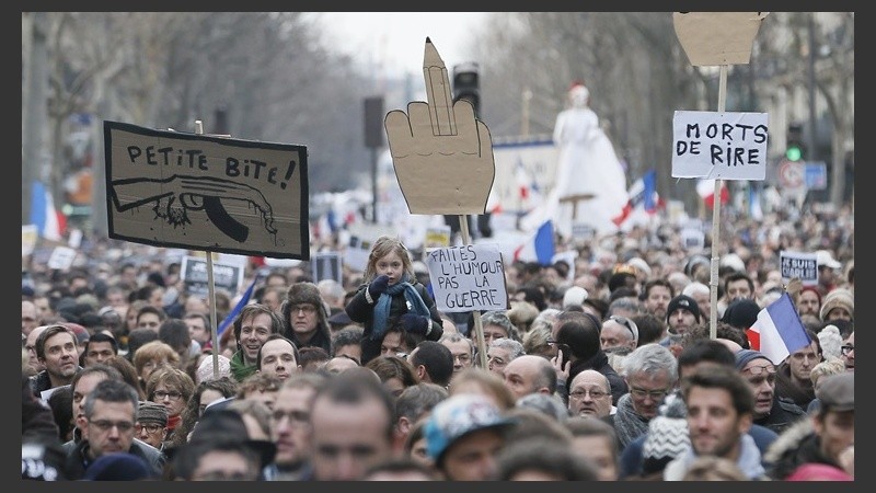 Millones de franceses salieron a las calles este domingo.