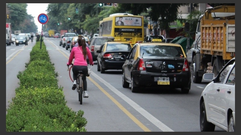 García vinculó la extensión de las bicisendas a la disminución de accidentes viales que involucran ciclistas.