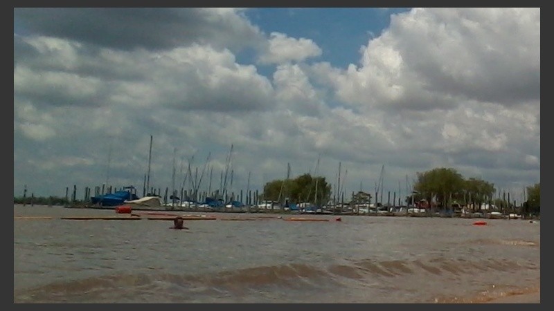 Chapuzón por la tarde, refugio por la noche.