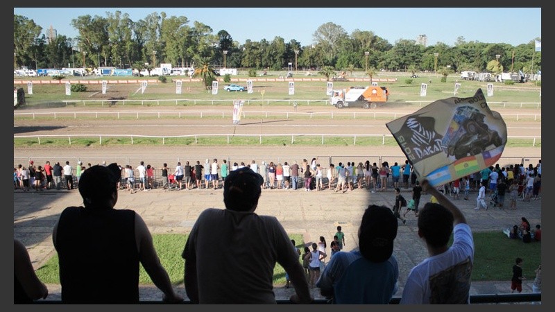 La fiesta del Dakar en el Hipódromo este viernes a la tarde.