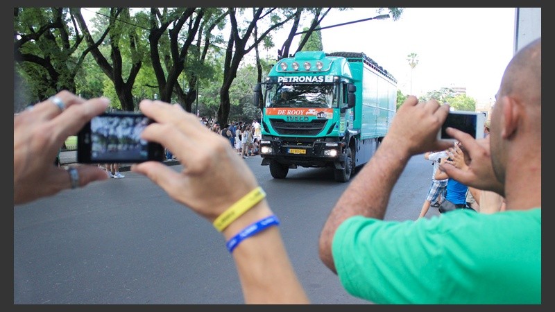 La fiesta del Dakar en su paso por Rosario.