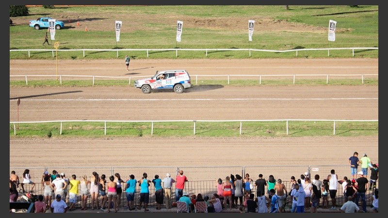 La fiesta del Dakar en su paso por Rosario.