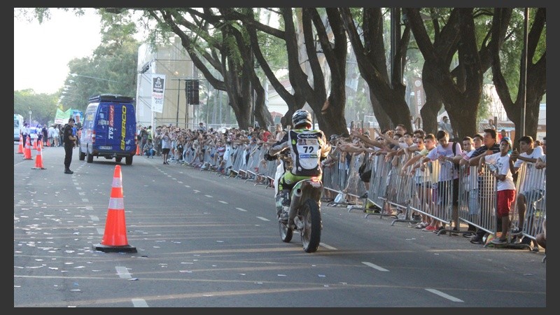 La fiesta del Dakar en su paso por Rosario.