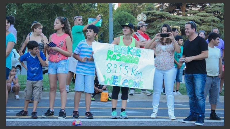 La fiesta del Dakar en su paso por Rosario.