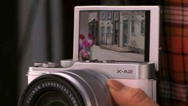 X-A2 tiene conectividad Wi-Fi para compartir inmediatamente las videos y fotografías.