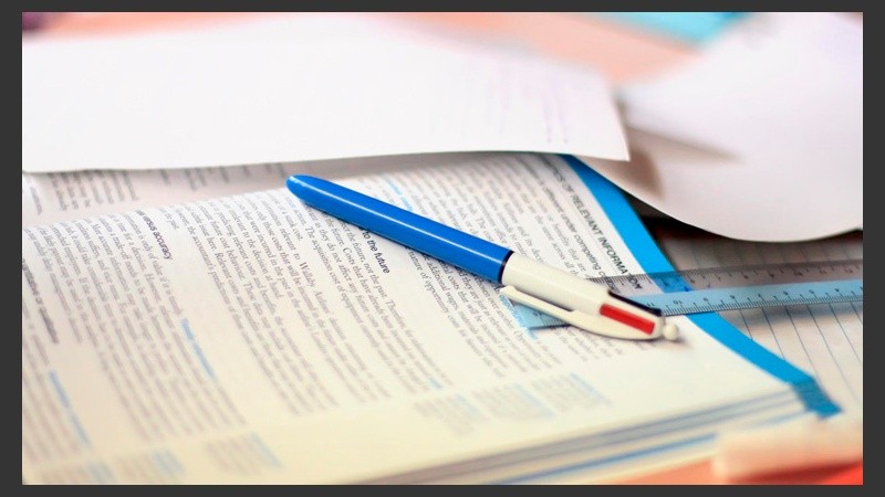 Las capacitaciones van desde la alfabetización digital hasta cursos de soporte técnico, reparación de PC y programación.